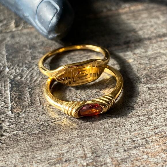 NEW Gold & Amber Ring Set - Picture 6 of 13
